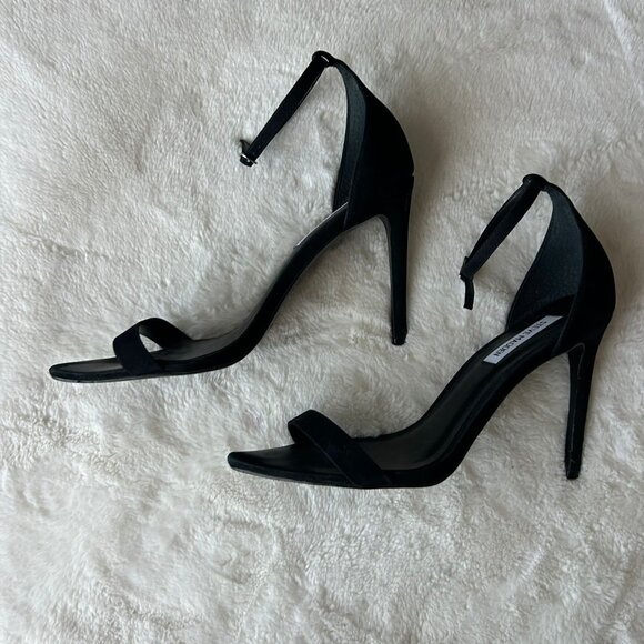 Steve Madden Women’s Size 8 Irenee Black Heeled Suede Sandals Straps - Picture 1 of 5